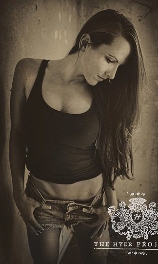 Female model photo shoot of Kendall Lou Schmidt