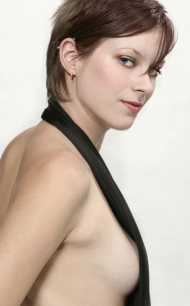 Female model photo shoot of Jessielethal