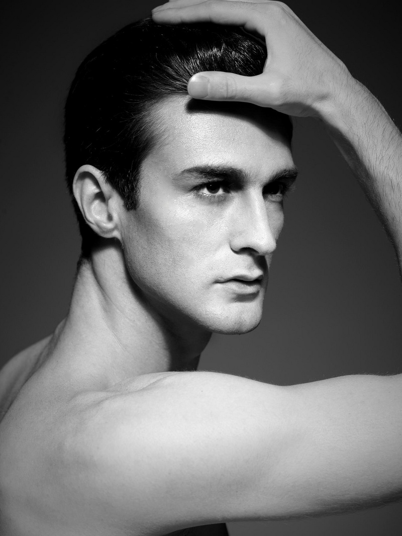 Male model photo shoot of Dean Gunel