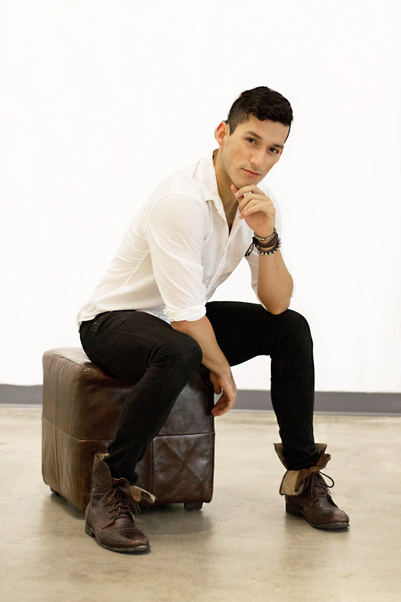 Male model photo shoot of ilan Nunez in dallas tx