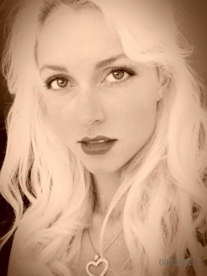 Female model photo shoot of Ashley M Branson in Seattle