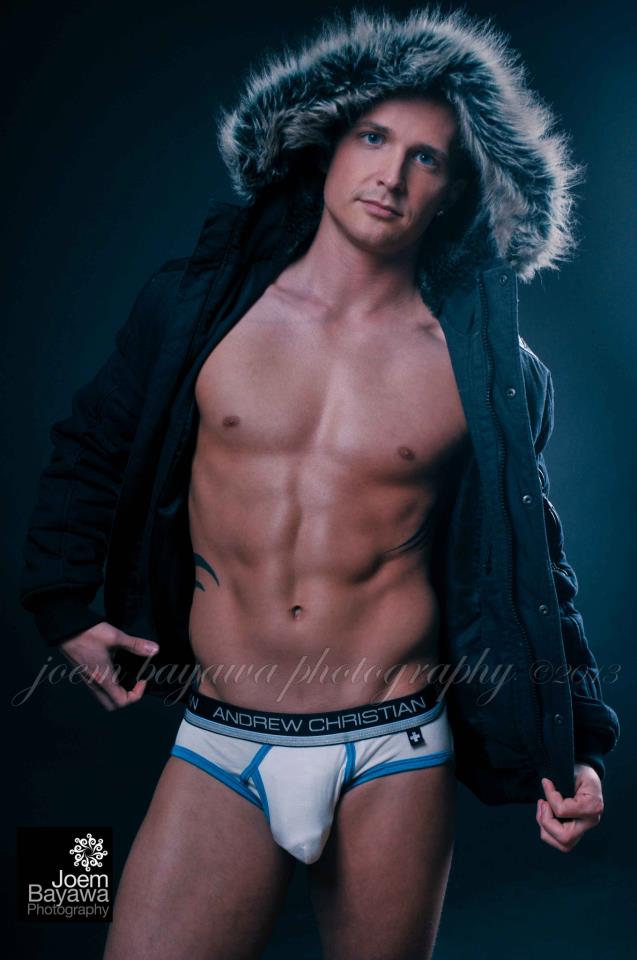 Male model photo shoot of Ryan Massey