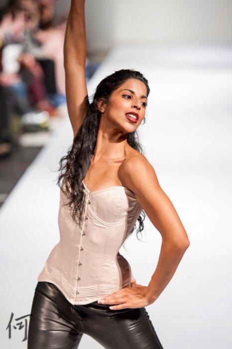 Female model photo shoot of Rachelle Ganesh in Toronto
