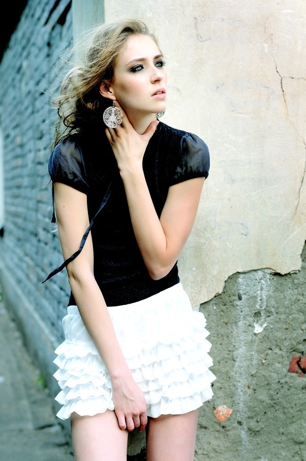 Female model photo shoot of Pazdnikova1