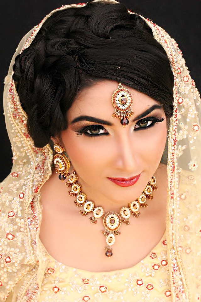 Female model photo shoot of sallyha D