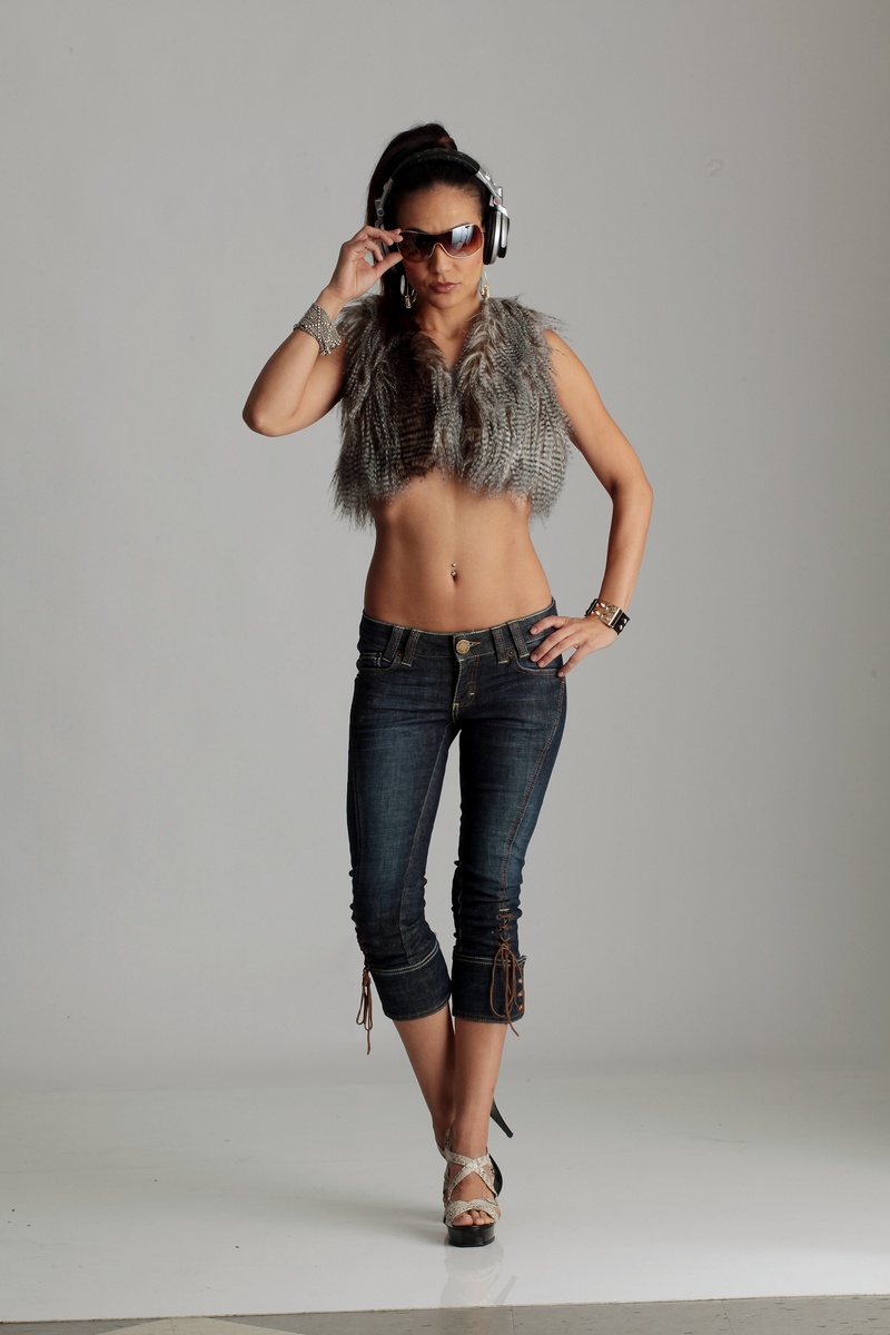 Female model photo shoot of Romina Rodriguez Hahn