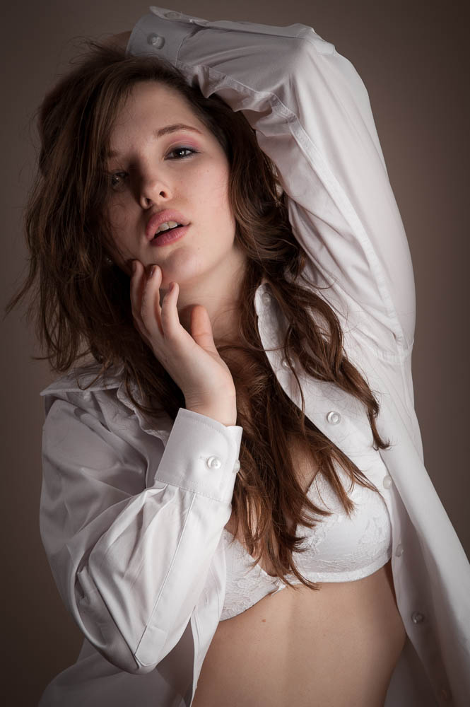 Female model photo shoot of KatieJane18