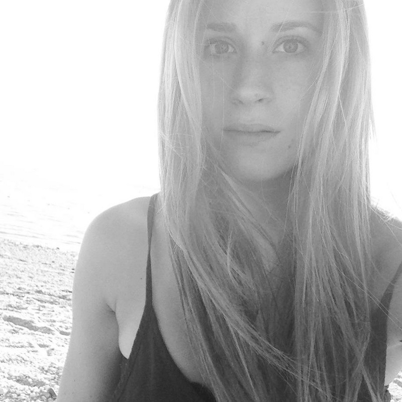 Female model photo shoot of Kate Ridgway in Centerport Beach