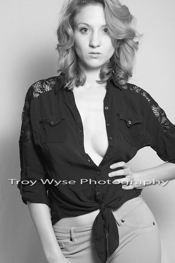Female model photo shoot of Laurie Craddock by Troy Wyse Photography in Sarasota