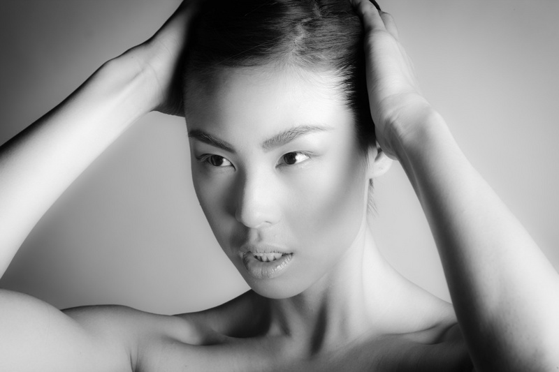 Female model photo shoot of Rena Maeda MUAH