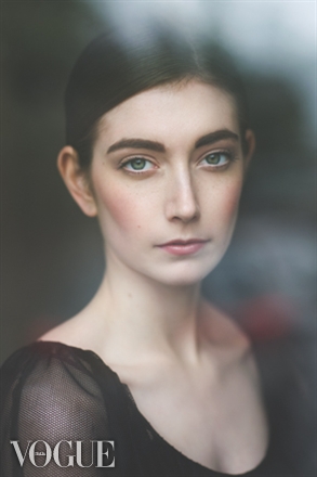 Female model photo shoot of Lauren Ruddick