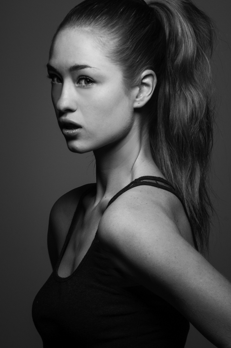 Female model photo shoot of Dani Braun