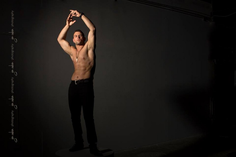 Male model photo shoot of Jonathan Abbasi