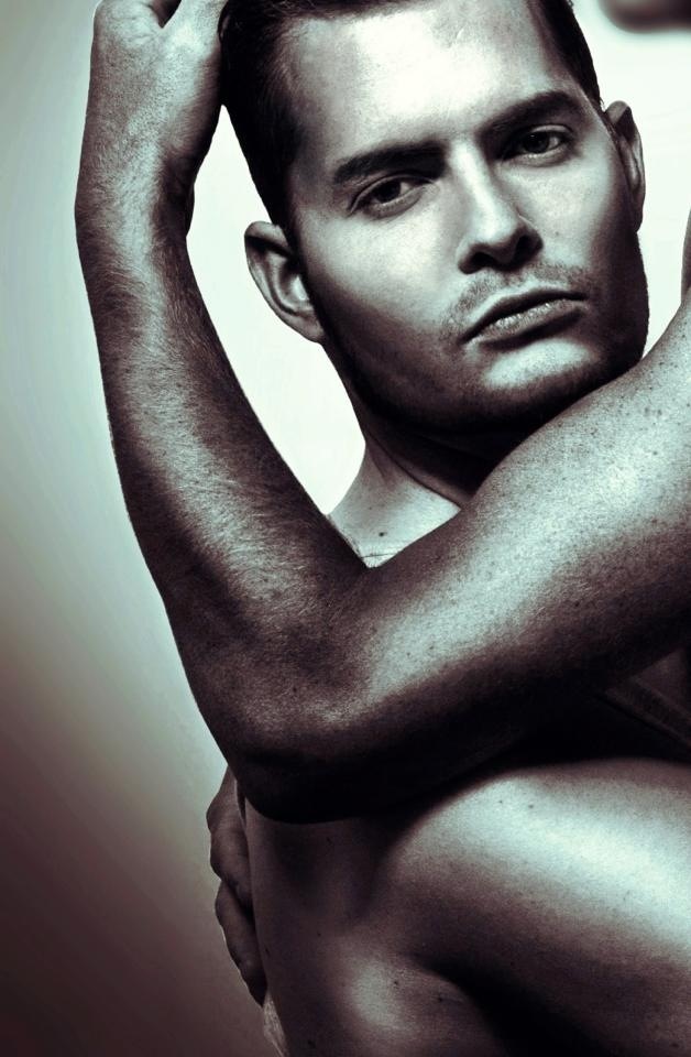 Male model photo shoot of Ramon Heinhuis in Breda