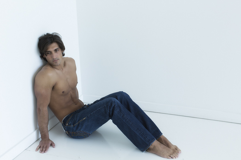 Male model photo shoot of BradleyChristian by gwaynePDX