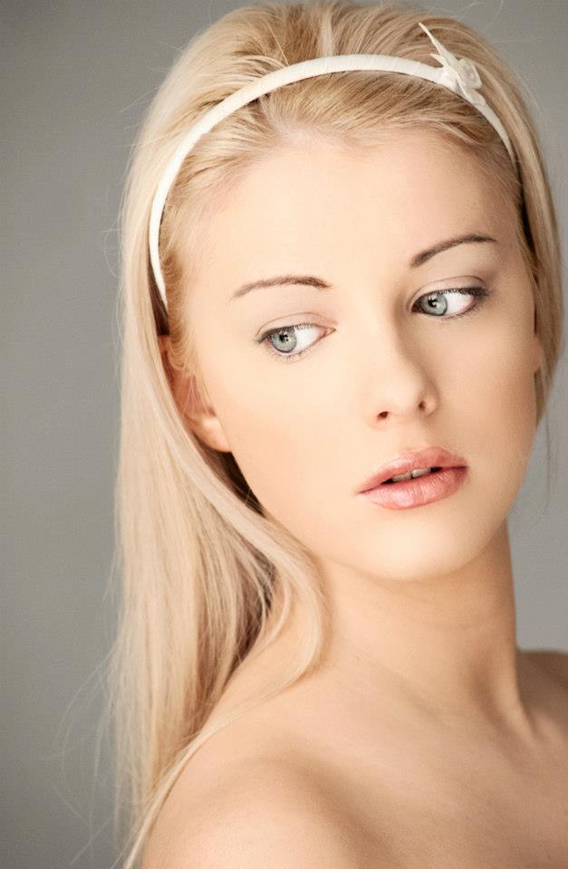 Female model photo shoot of alexandraprince in School of Make up