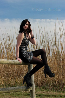 Female model photo shoot of Kayla Sinclair
