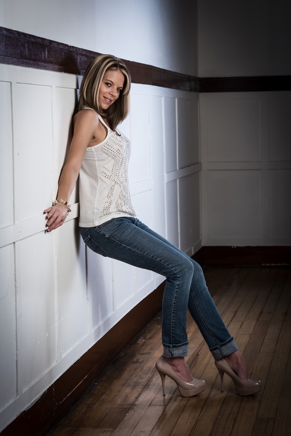 Female model photo shoot of Jessica Toth