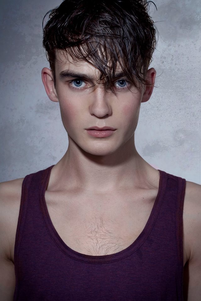 Male model photo shoot of Willem Meijer by Shannah van der Wal