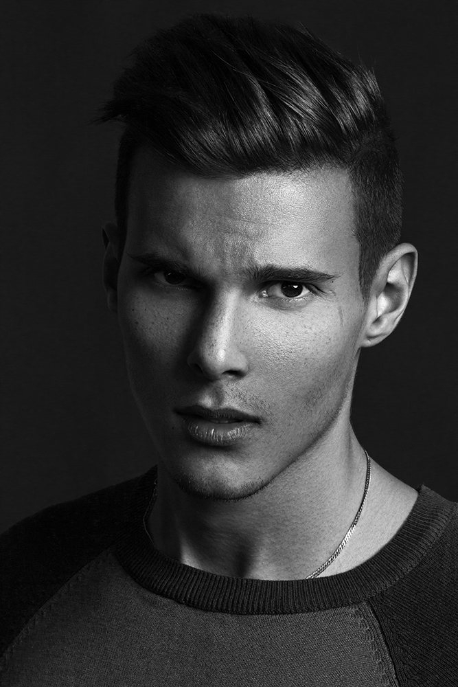 Male model photo shoot of Tomer Retouch by Alexander Kaziev