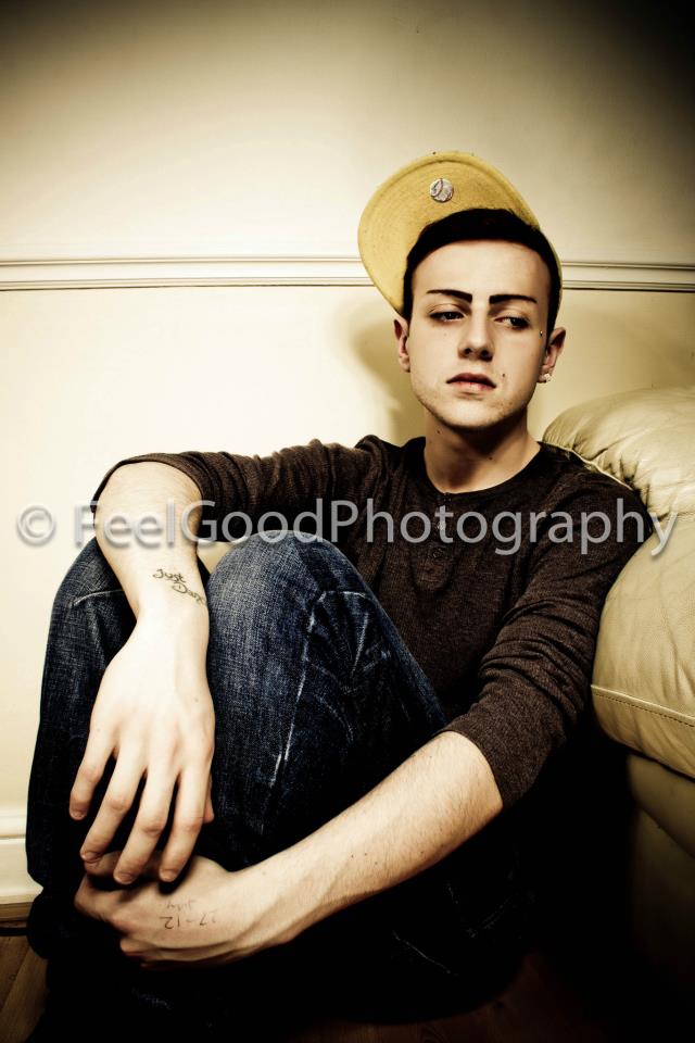 Male model photo shoot of Josh Reuben in United kingdom