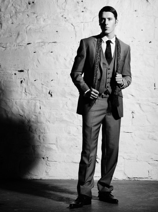 Male model photo shoot of Ian Darkhorse