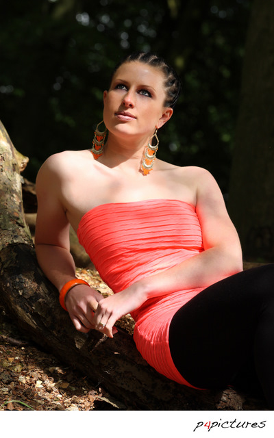 Female model photo shoot of Viso Dangelo by p4pictures