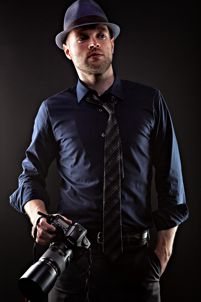 Male model photo shoot of Jan Leschke Photography