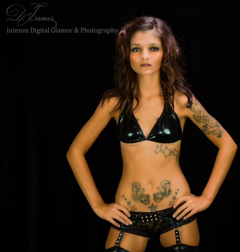 Female model photo shoot of Leslie M Johnson by IDG Photography