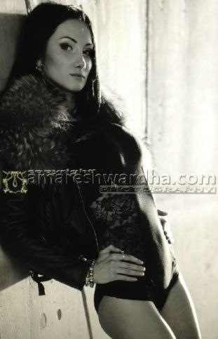 Female model photo shoot of Tatiana Valtory
