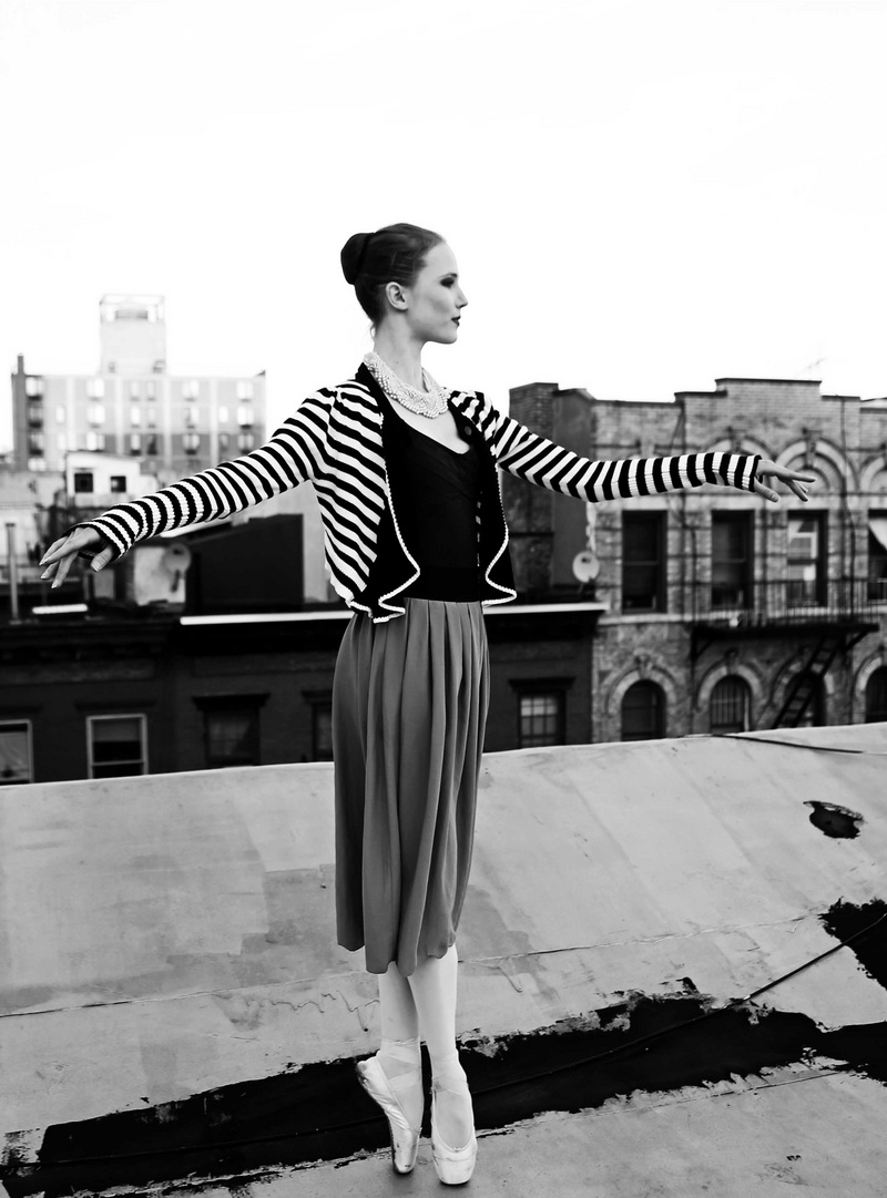 Female model photo shoot of Dancer in New York