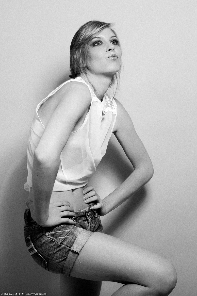 Female model photo shoot of MarineBray