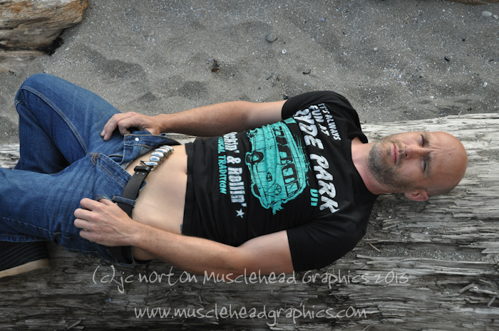 Male model photo shoot of Musclehead Graphics and Mike Mac44