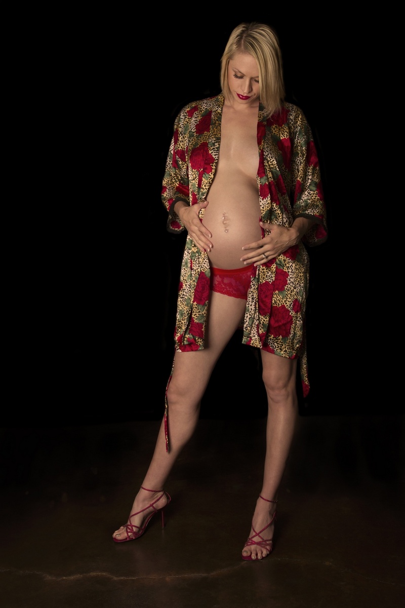 Female model photo shoot of bRiTtNi LyN by Josh Munns