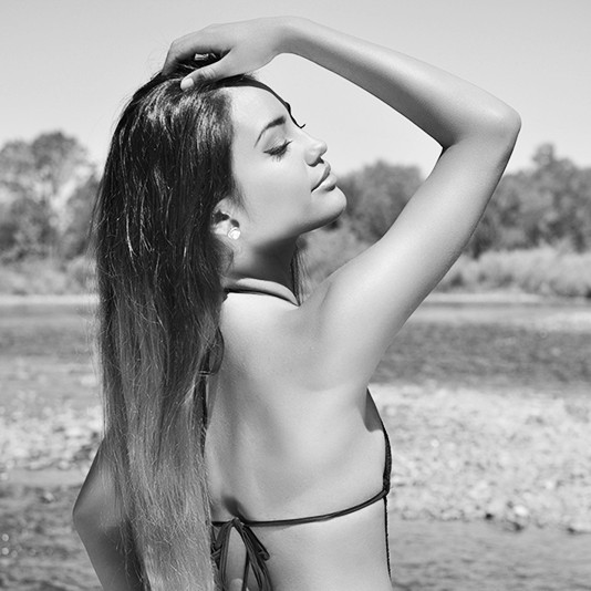 Female model photo shoot of VanessaMcKay