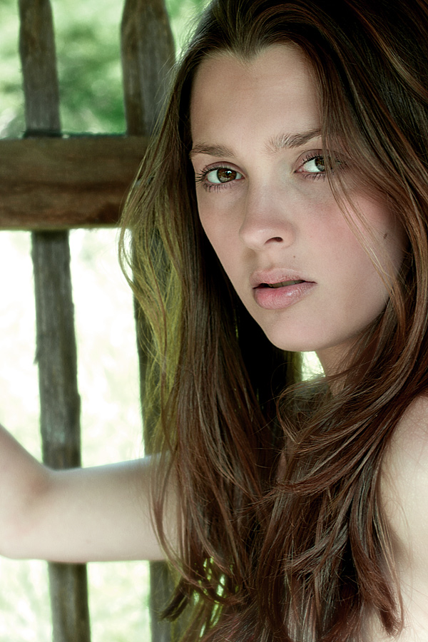 Female model photo shoot of LauraLakeman