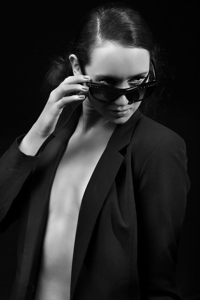 Female model photo shoot of Sarah Maher