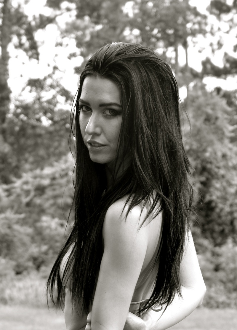 Female model photo shoot of Corinna Ja Deweese