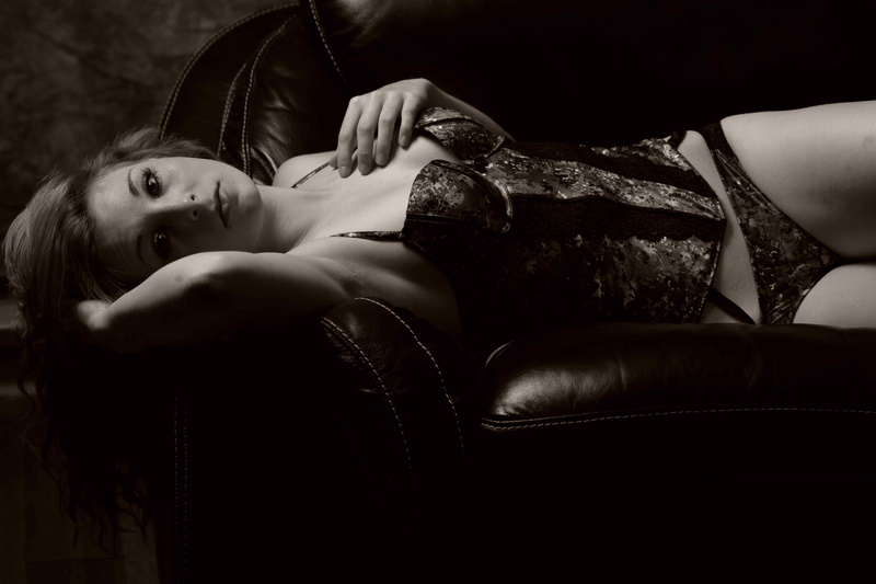 Female model photo shoot of Arden McKay  by Arda Ozum