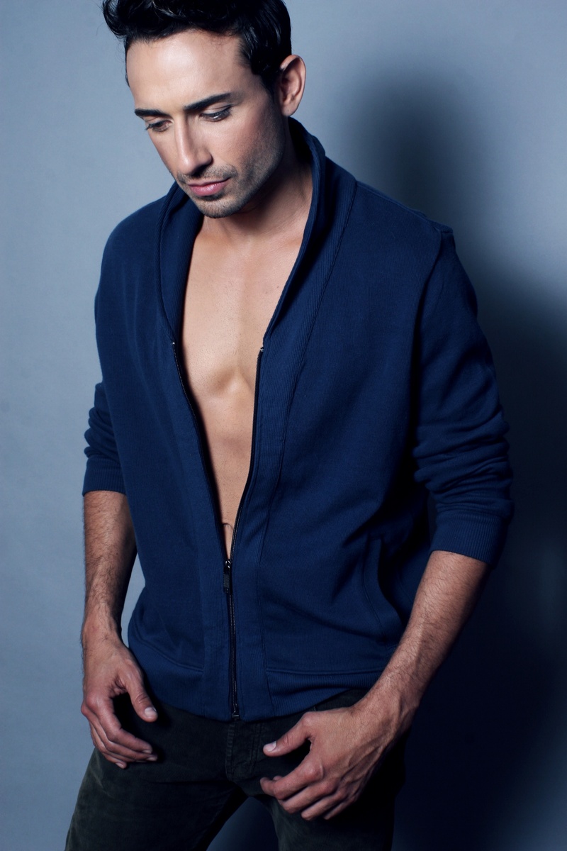 Male model photo shoot of Alex Angarita