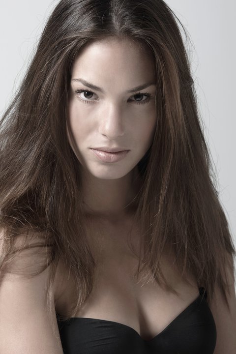 Female model photo shoot of Nadline