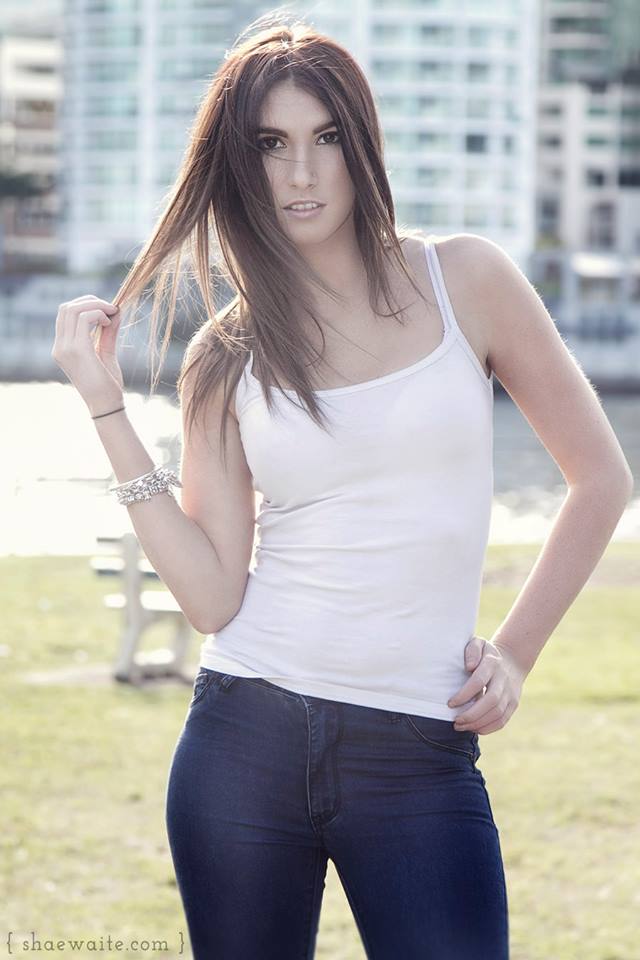 Female model photo shoot of __Ashleighsmith__