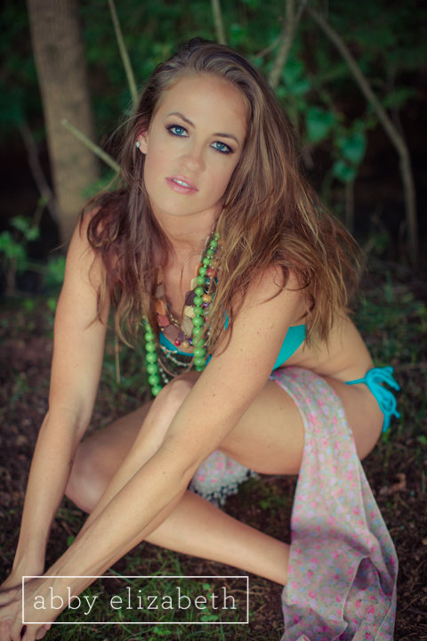 Female model photo shoot of Lindsay McGinnis by Abby Elizabeth Photo