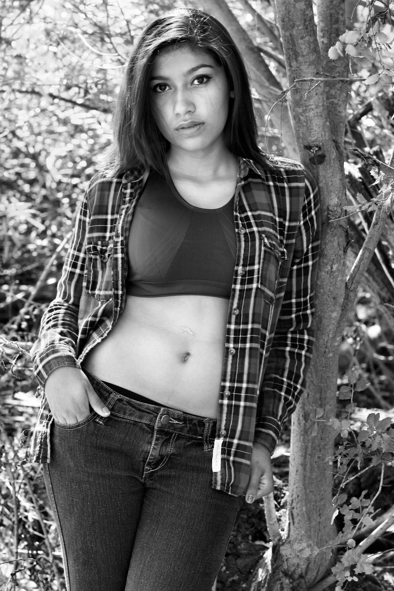 Female model photo shoot of Lizette66 by MyVeiwPhotography