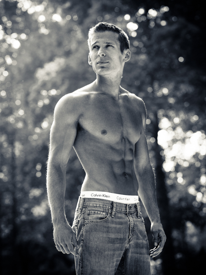Male model photo shoot of JustinLiv