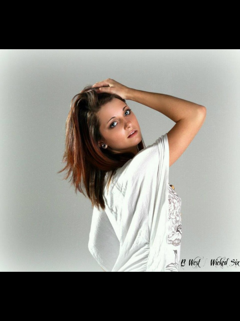Female model photo shoot of Brittany Yetter