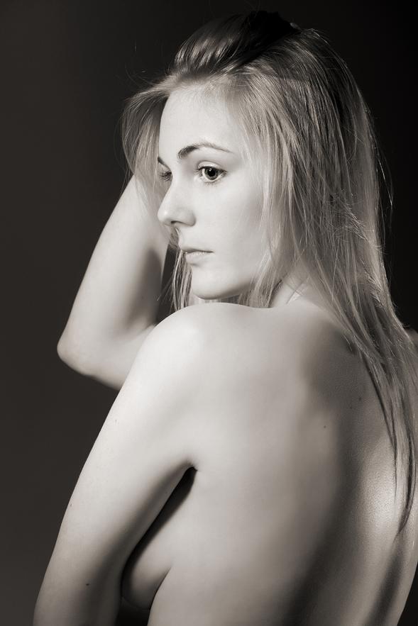Female model photo shoot of Becki Waters