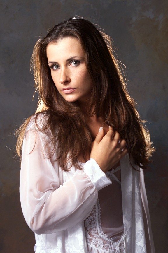 Female model photo shoot of Mitzymay