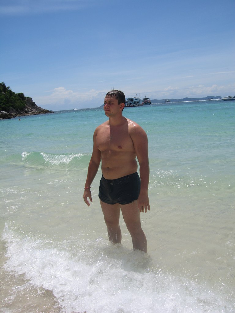 Male model photo shoot of ishust in Thai