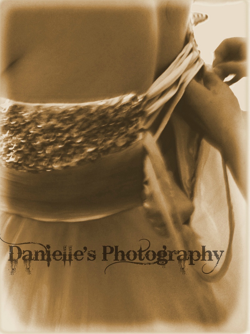 Female model photo shoot of Danielles Photography